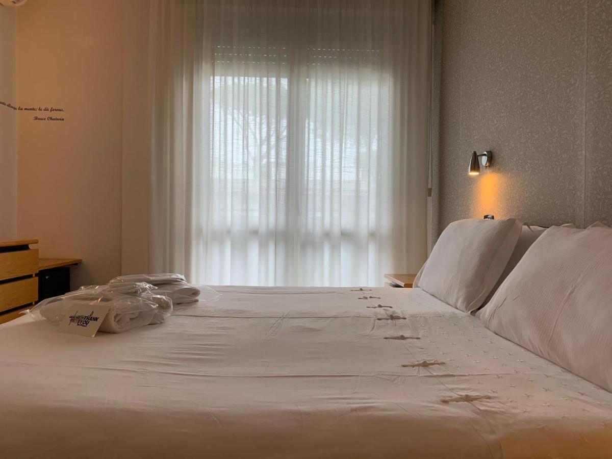 Hotel Logonovo Лідо-дельї-Естензі Екстер'єр фото