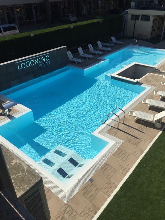 Hotel Logonovo Лідо-дельї-Естензі Екстер'єр фото